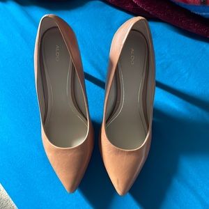 Aldo Tan pumps